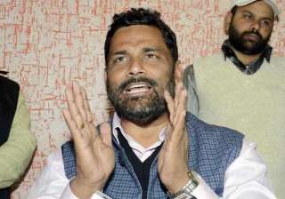 pappu yadav sends notice to sushil modi for... pappu yadav sends notice to sushil modi for...