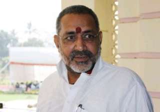 giriraj regrets racist remarks against sonia... giriraj regrets racist remarks against sonia...