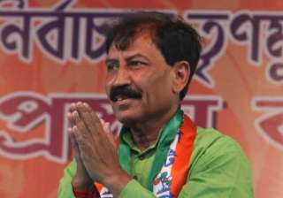 case lodged against tmc mp for slapping traffic... case lodged against tmc mp for slapping traffic...