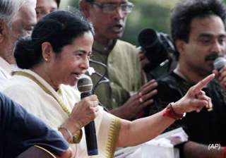 mamata banerjee s convoy hit by lorry in east... mamata banerjee s convoy hit by lorry in east...