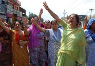 kashmiri pandits threaten fast unto death - India... kashmiri pandits threaten fast unto death - India...