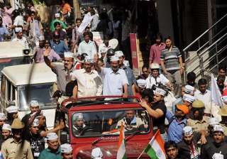 kejriwal ready to take on modi in varanasi if... kejriwal ready to take on modi in varanasi if...