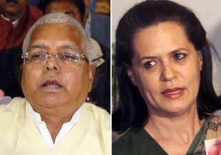 lalu meets sonia in a bid to get maximum support... lalu meets sonia in a bid to get maximum support...