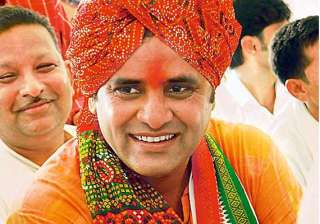 mp congress chief arun yadav compares modi to... mp congress chief arun yadav compares modi to...