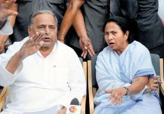 mamata s emissary meets mulayam says both are... mamata s emissary meets mulayam says both are...