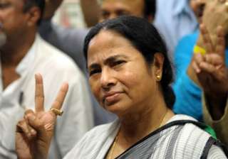 poll surveys predict landslide for mamata - India... poll surveys predict landslide for mamata - India...