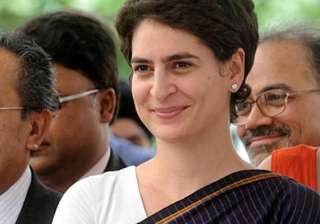 priyanka visits congress headquarters - India TV priyanka visits congress headquarters - India TV