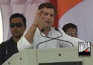 rahul tells mp voters bjp is a party of... rahul tells mp voters bjp is a party of...