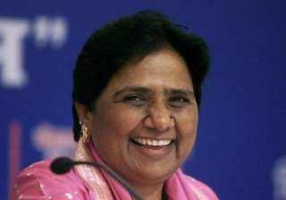 rajiv shukla takes mayawati s signature on pranab... rajiv shukla takes mayawati s signature on pranab...