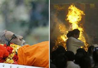 rare pics of bal thackeray s final journey and... rare pics of bal thackeray s final journey and...
