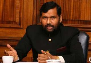 secularism and communalism poll ploys says paswan... secularism and communalism poll ploys says paswan...