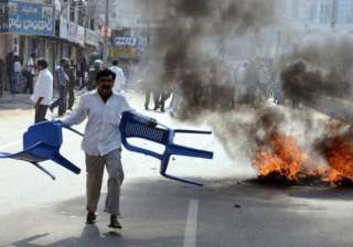 widespread protests over telangana hit seemandhra... widespread protests over telangana hit seemandhra...