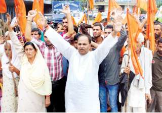 shiv sena demands separate jammu state - India TV shiv sena demands separate jammu state - India TV
