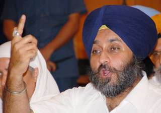 sukhbir badal lauds sikh leader over turban stand... sukhbir badal lauds sikh leader over turban stand...