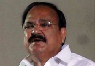 venkaiah naidu defends modi s criticism of pm -... venkaiah naidu defends modi s criticism of pm -...