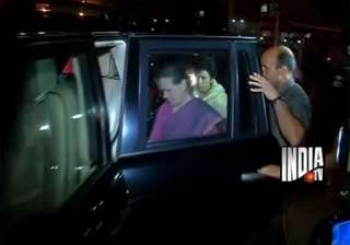 why was ambulance not provided to sonia gandhi in... why was ambulance not provided to sonia gandhi in...