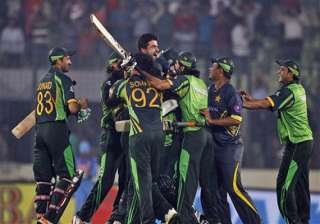 asia cup afridi helps pakistan pull off a... asia cup afridi helps pakistan pull off a...
