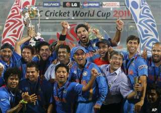 bcci announces rs 1 cr reward to each player -... bcci announces rs 1 cr reward to each player -...