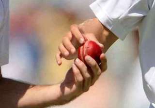 ball tampering south africa penalised 5 runs -... ball tampering south africa penalised 5 runs -...