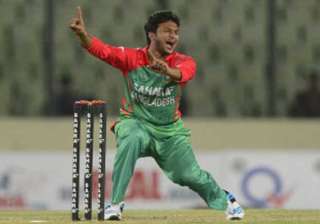 bangladesh win the toss elect to field first... bangladesh win the toss elect to field first...