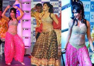 chitrangada adds glamour as virat shikhar ashwin... chitrangada adds glamour as virat shikhar ashwin...