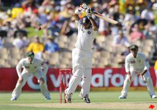 india struggling on 61 2 australia 604 7 declared... india struggling on 61 2 australia 604 7 declared...
