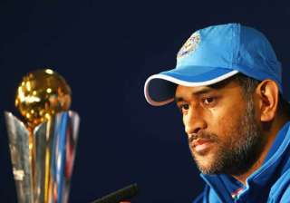 dhoni led team india to leave for t20 world cup... dhoni led team india to leave for t20 world cup...
