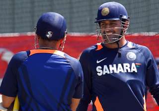 dhoni says i have never seen an indian side fight... dhoni says i have never seen an indian side fight...