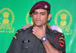 dhoni wants to serve army after cricket - India TV dhoni wants to serve army after cricket - India TV
