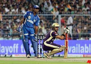 gambhir in suspense over mri of his shoulder... gambhir in suspense over mri of his shoulder...