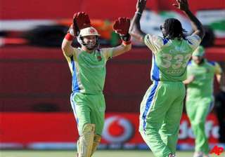 gayle dilshan steer rcb to easy win against kochi... gayle dilshan steer rcb to easy win against kochi...