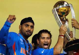 harbhajan hits out at critics - India TV harbhajan hits out at critics - India TV