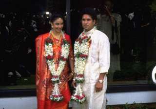 how anjali saw through and ignored sachin... how anjali saw through and ignored sachin...