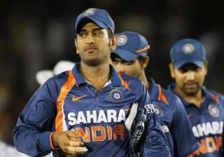 india australia series india won the toss put... india australia series india won the toss put...