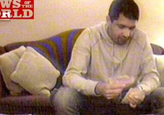 shame pak cricketers caught matchfixing in uk... shame pak cricketers caught matchfixing in uk...