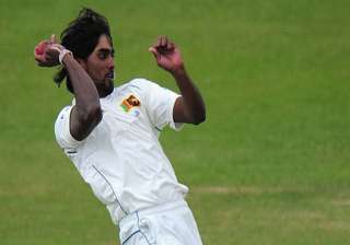 sri lanka dismisses new zealand for 221 on 1st... sri lanka dismisses new zealand for 221 on 1st...