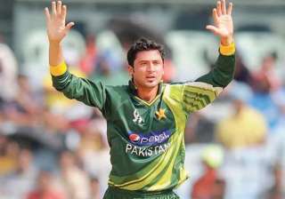 injury puts pakistan bowler junaid khan in world... injury puts pakistan bowler junaid khan in world...