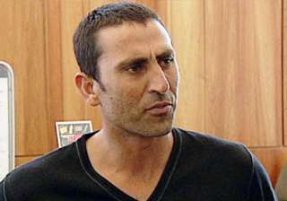 younis sends legal notice to news of the world -... younis sends legal notice to news of the world -...
