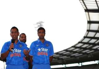tri series 2015 dhoni avoids queries on... tri series 2015 dhoni avoids queries on...