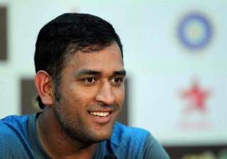 tri series 2015 ms dhoni blames batsmen for loss... tri series 2015 ms dhoni blames batsmen for loss...