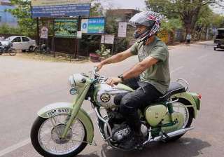 dhoni fined for faulty display of number plate on... dhoni fined for faulty display of number plate on...