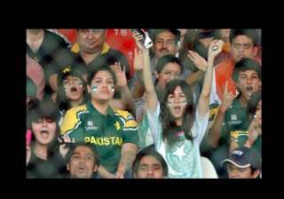 cricket crazy pak fans betrayed by match fixing... cricket crazy pak fans betrayed by match fixing...