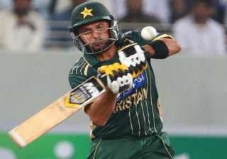 nz vs pak new zealand bowls out pakistan for 210... nz vs pak new zealand bowls out pakistan for 210...
