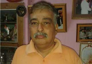 former dhoni coach unhappy over yograj singh... former dhoni coach unhappy over yograj singh...