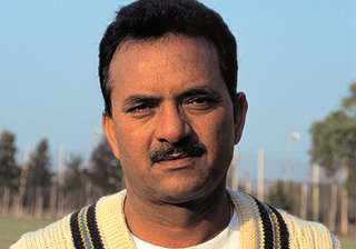 india s poor show due to lack of fast bowlers... india s poor show due to lack of fast bowlers...
