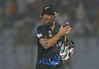 know brendon mccullum first batsman to complete... know brendon mccullum first batsman to complete...