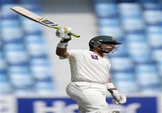 misbah shafiq keep south africa at bay in 2nd... misbah shafiq keep south africa at bay in 2nd...