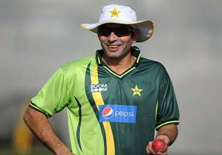 misbah ul haq received pakistan civil awards. -... misbah ul haq received pakistan civil awards. -...