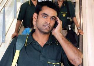 mohammad hafeez faces uphill task to save his... mohammad hafeez faces uphill task to save his...