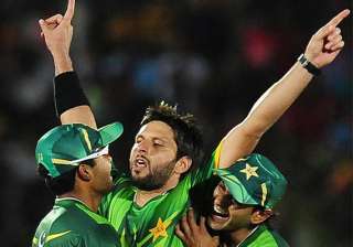 pakistan beat sri lanka in second t20... pakistan beat sri lanka in second t20...